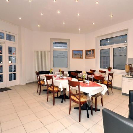 Hotel Apadana Frankfurt Frankfurt am Main Bagian luar foto