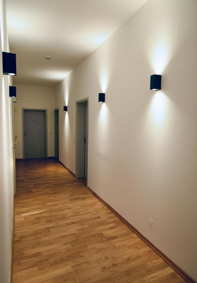 Hotel Apadana Frankfurt Frankfurt am Main Bagian luar foto