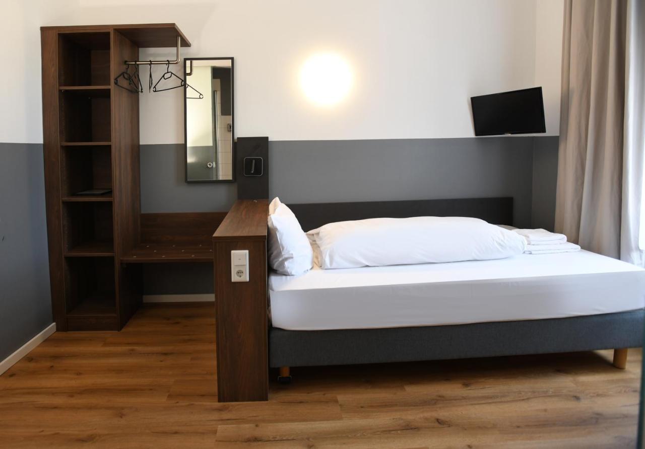 Hotel Apadana Frankfurt Frankfurt am Main Bagian luar foto