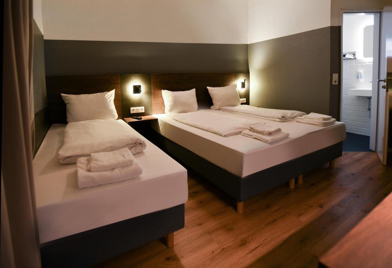 Hotel Apadana Frankfurt Frankfurt am Main Bagian luar foto