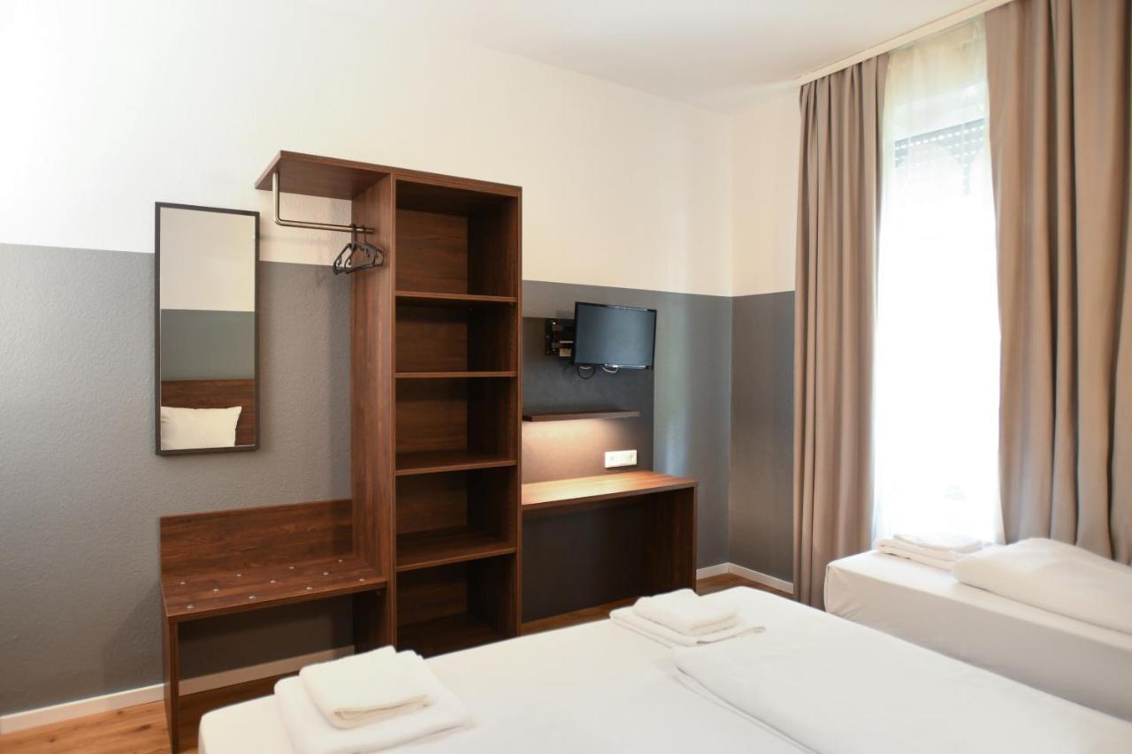 Hotel Apadana Frankfurt Frankfurt am Main Bagian luar foto